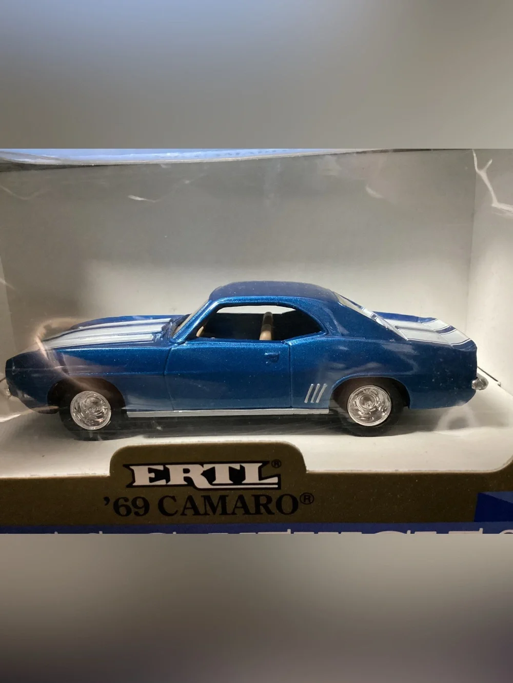 '69 ERTL Camaro 1:43 Scale 1989 Die-Cast Model Car - Blue